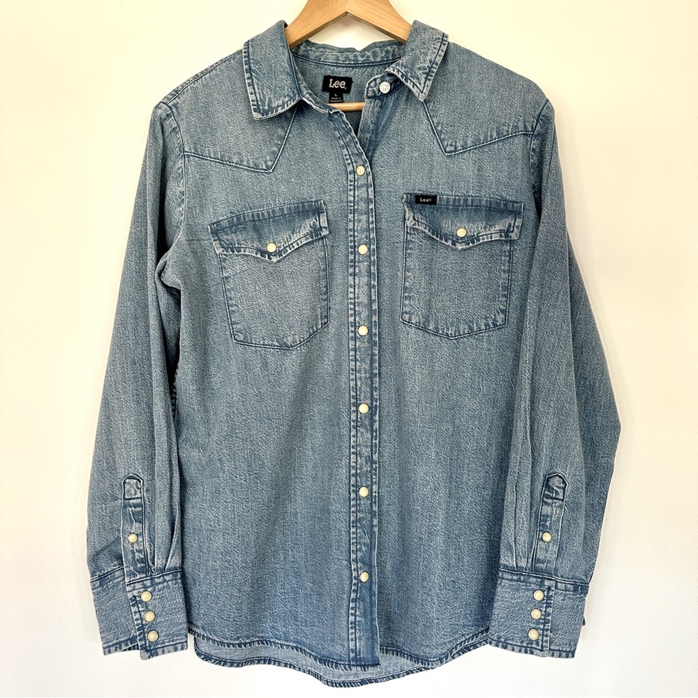 Lee Women's Blue Button Down Shirt